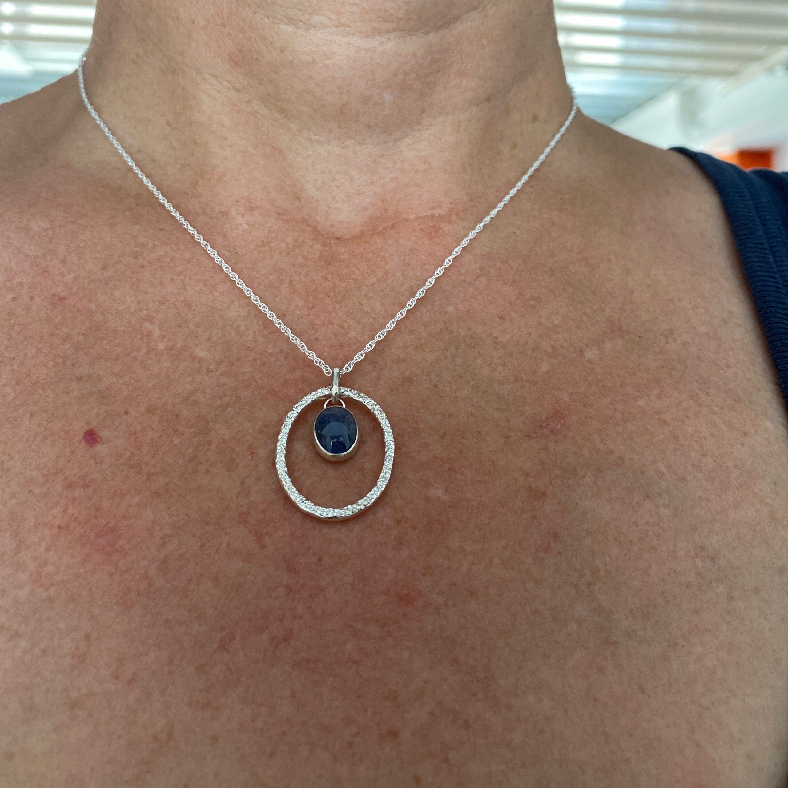 Collier "Constellation" avec une Tanzanite – Image 2