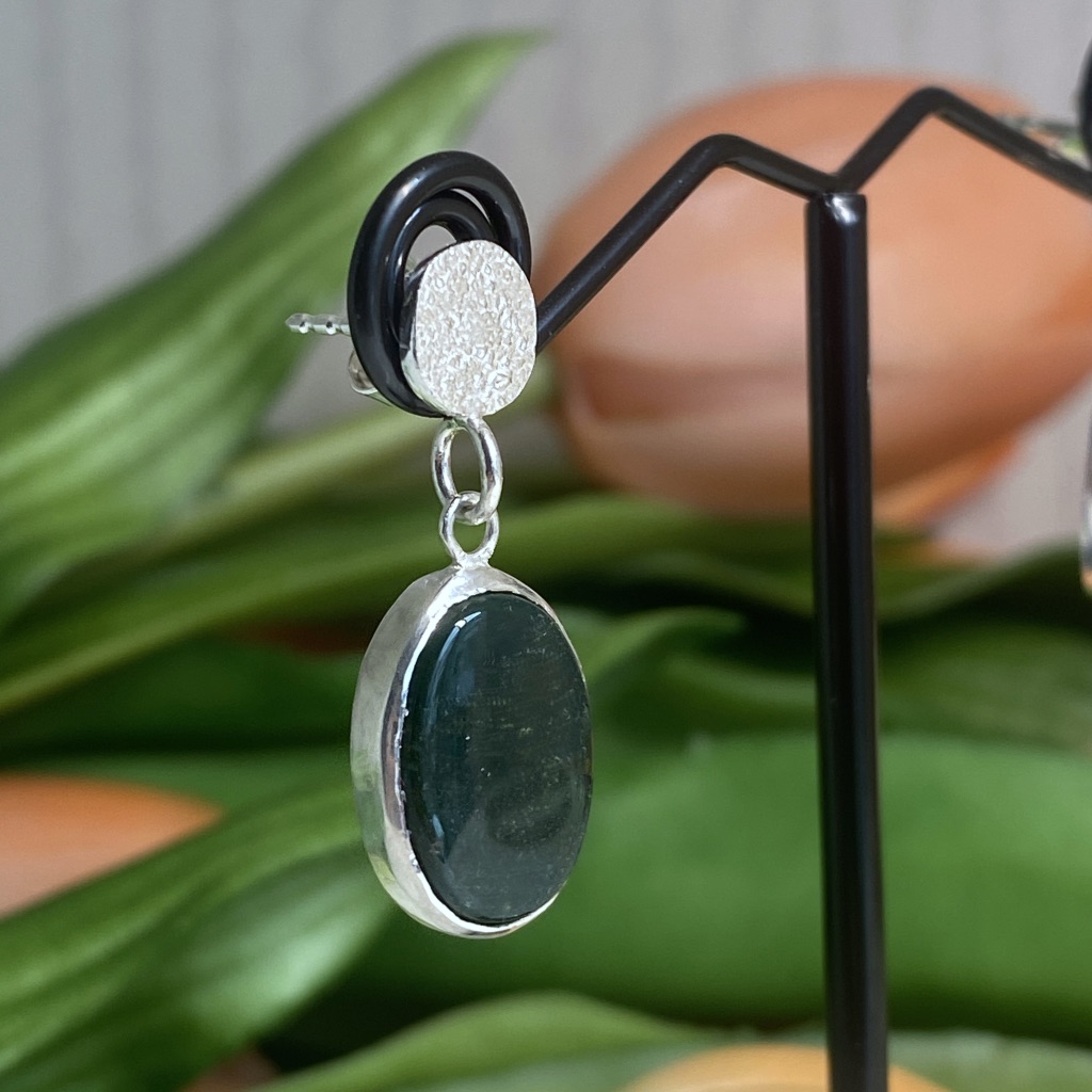 Boucles d'oreilles réticulées et Héliotrope - MARS – Image 2