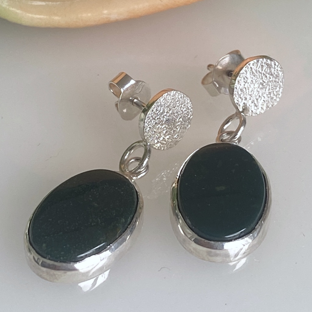 Boucles d'oreilles réticulées et Héliotrope - MARS – Image 3
